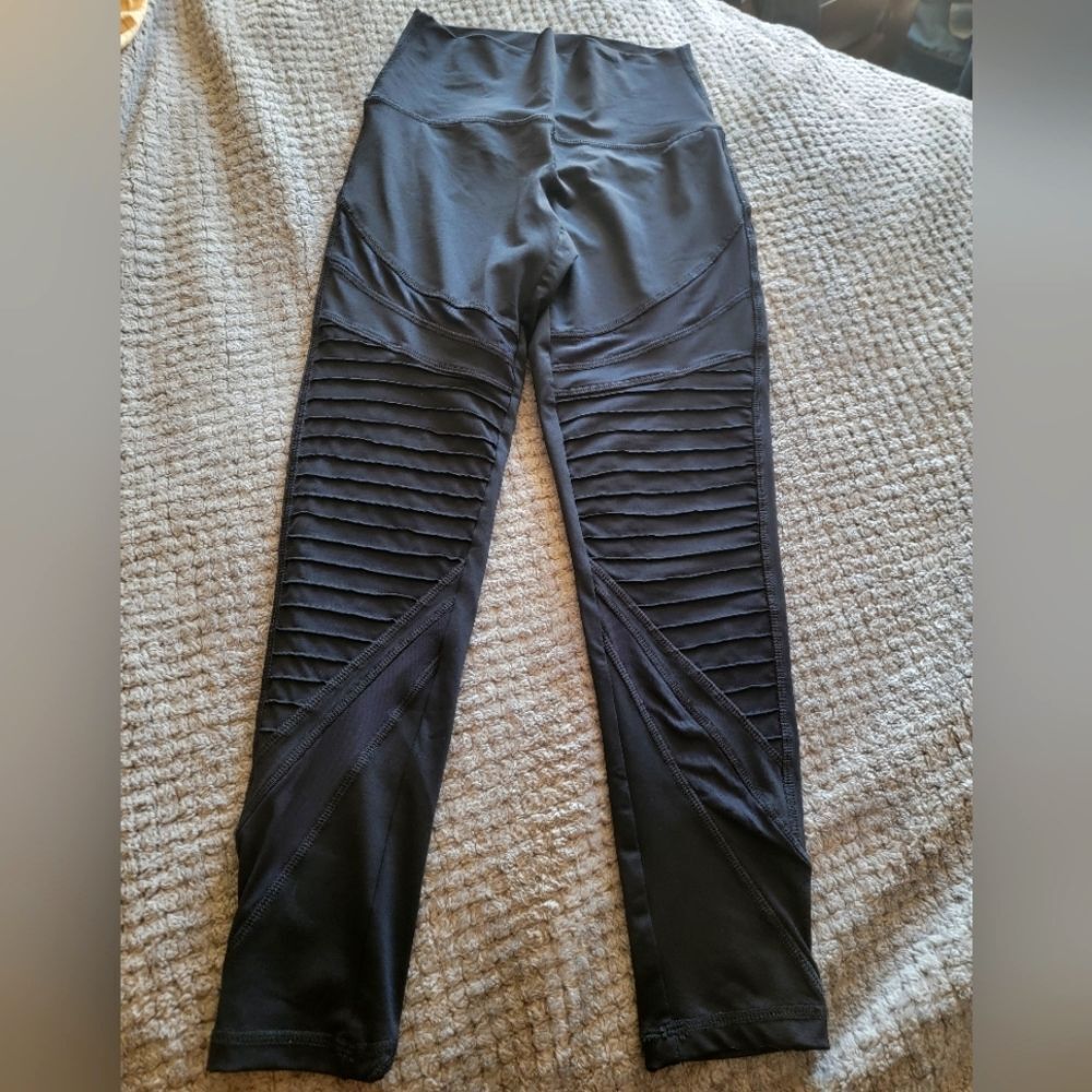 Aerie Black High-Waisted Leggings